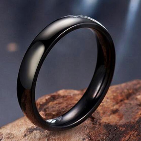 black ring