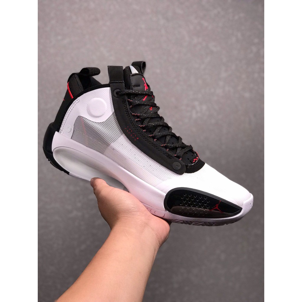 lightest weight basketball shoes