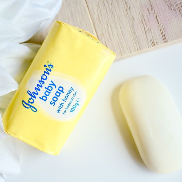 johnson's baby soap honey 100g 4 pack