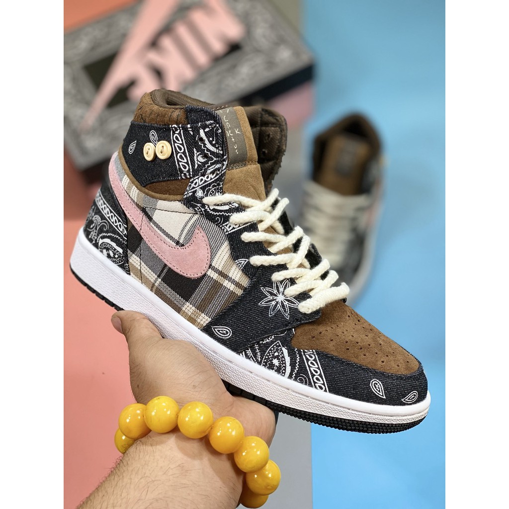 travis scott jordan 1 bandana