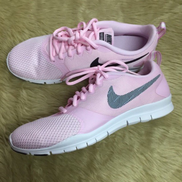 nike flex essential tr training shoes