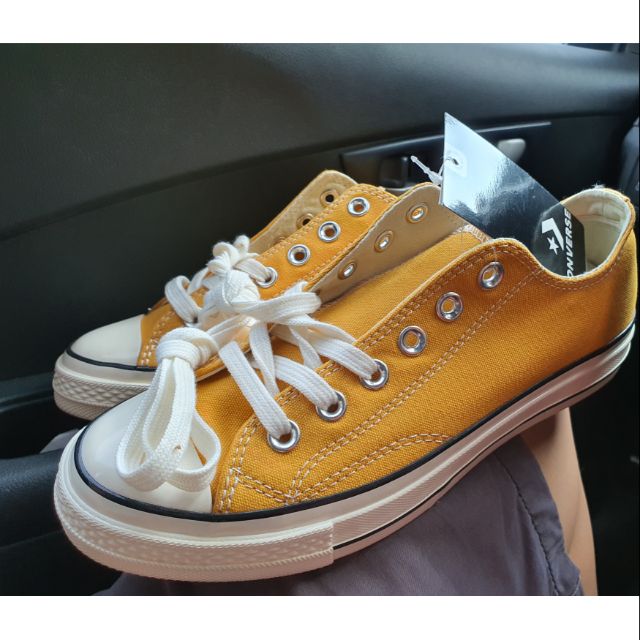 mustard converse