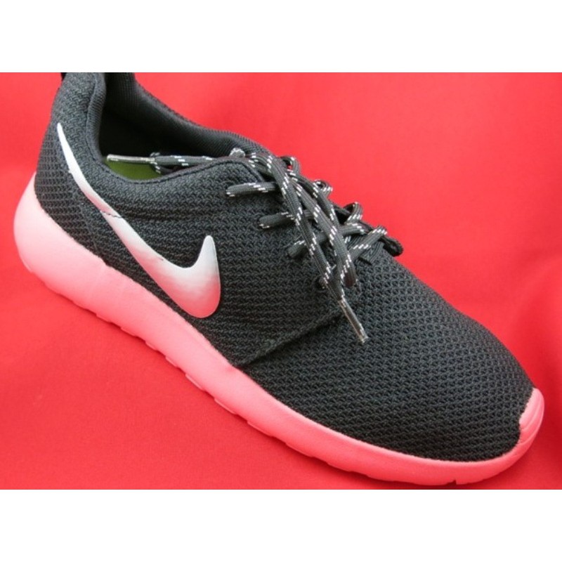 nike roshe women black