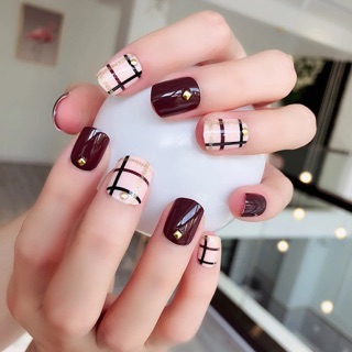 24pcs Predesigned Full Nail Tips Short Square Dark Maroon