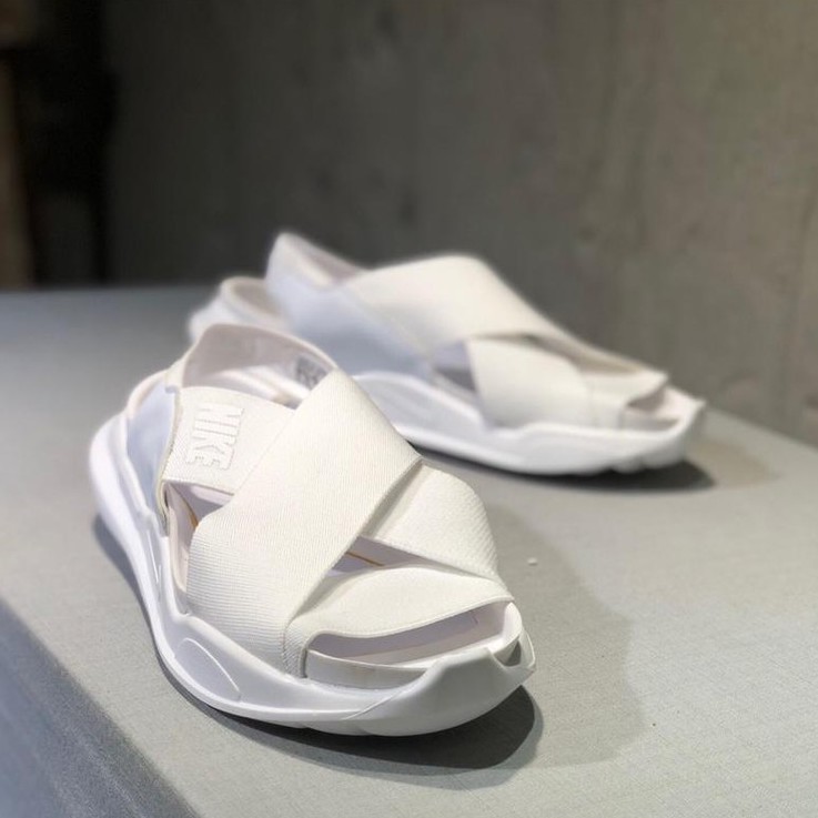 nike praktisk sandal