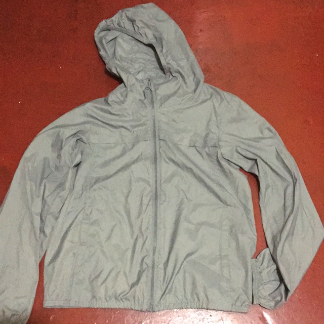 uniqlo wind turn umbrella