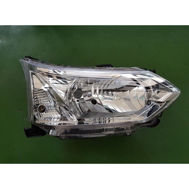 Mengupas Tuntas Headlamp Toyota Avanza 2016: Performa, Kelemahan, dan Solusi Upgrade