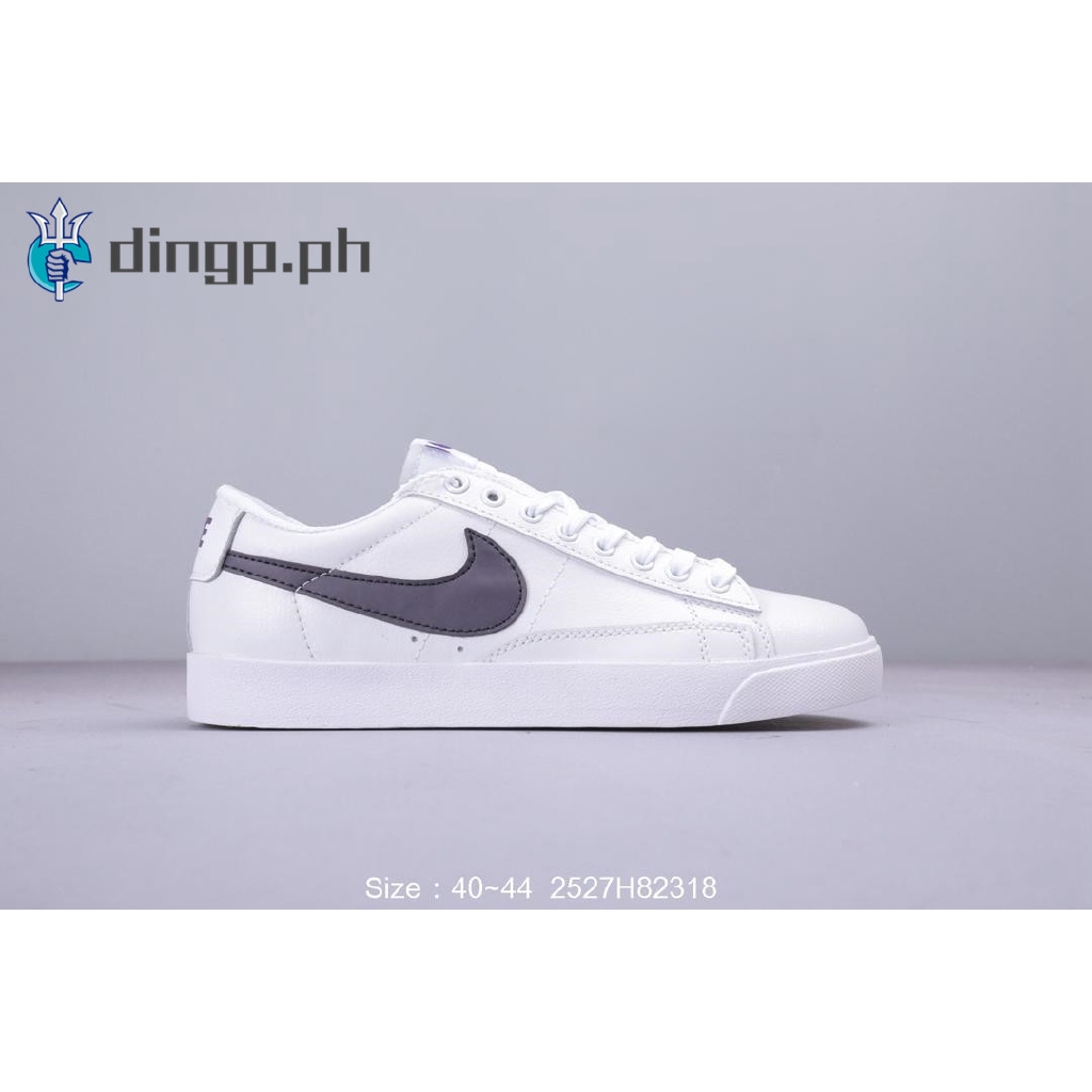 nike casual shoes white colour
