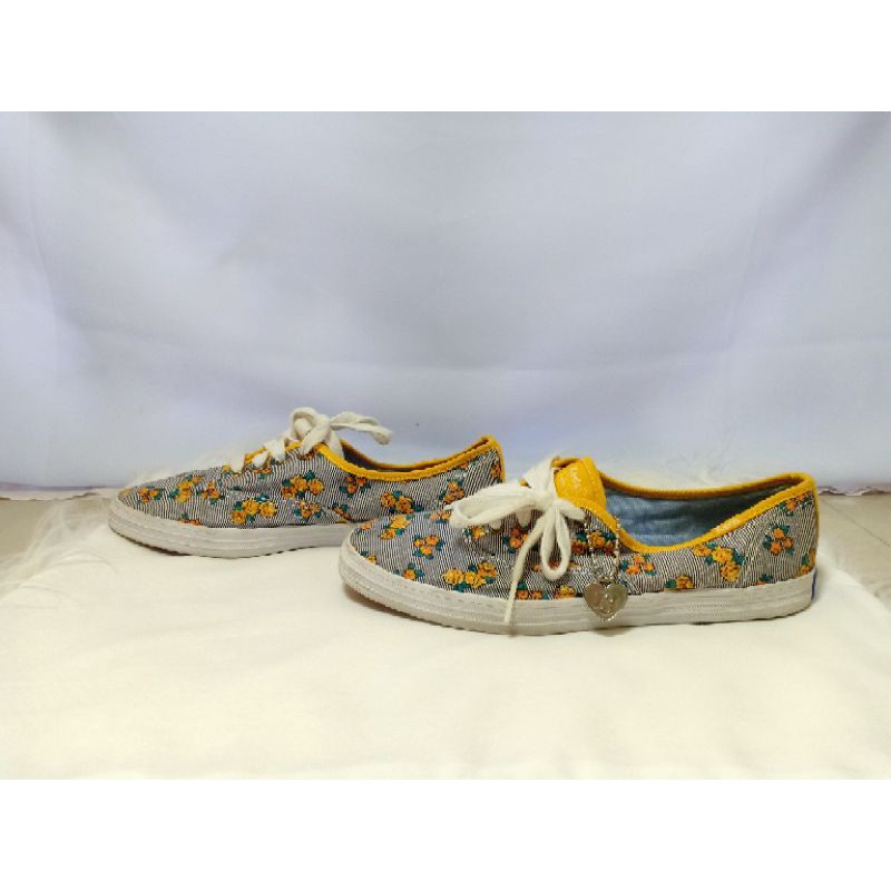 yellow keds shoes