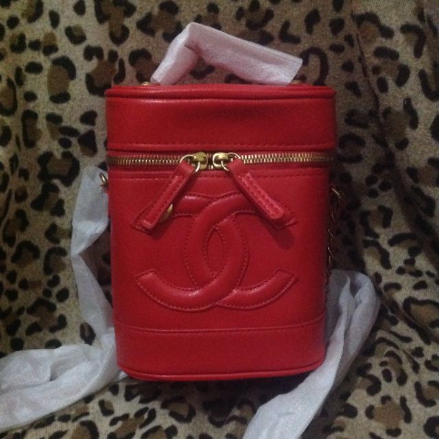 chanel red sling bag