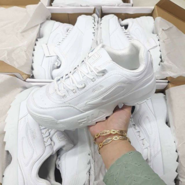 all white fila disruptor