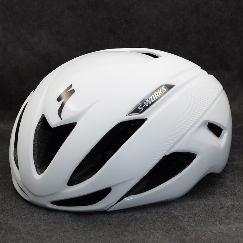 evade bike helmet