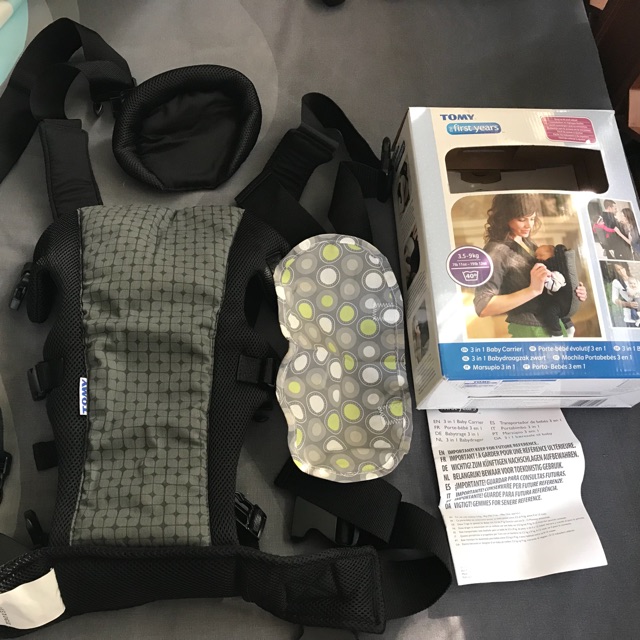 tomy 3 in 1 baby carrier
