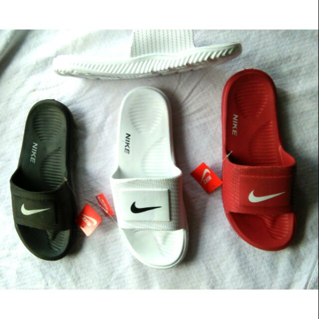 nike slippers size