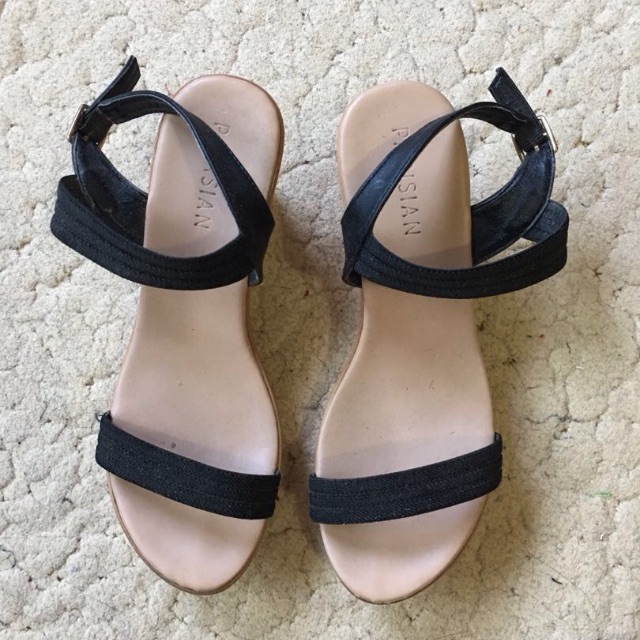  Wedge  sandals  by Parisian Shopee  Philippines