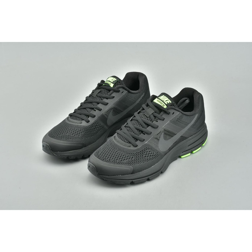 nike air pegasus 30