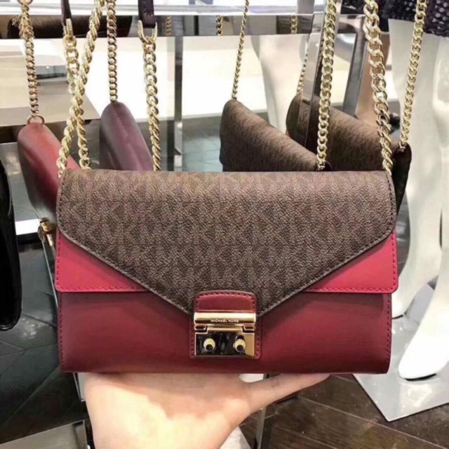 sloan logo and leather chain wallet