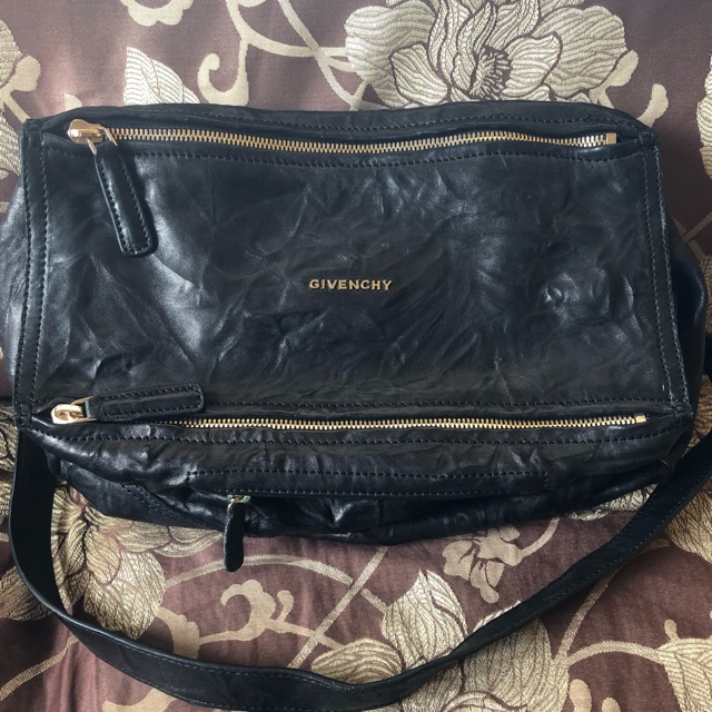 Authentic GIVENCHY pandora(preloved 