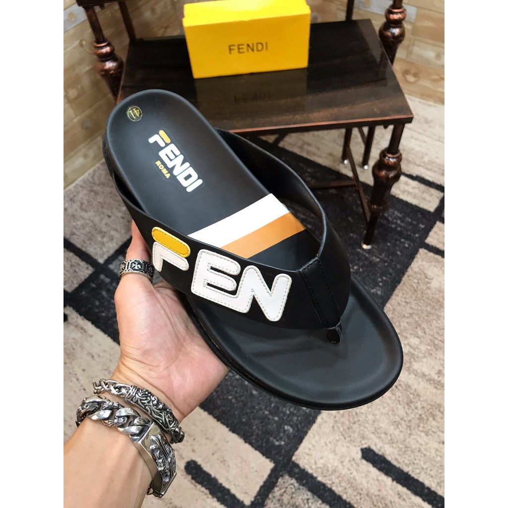 slippers fendi