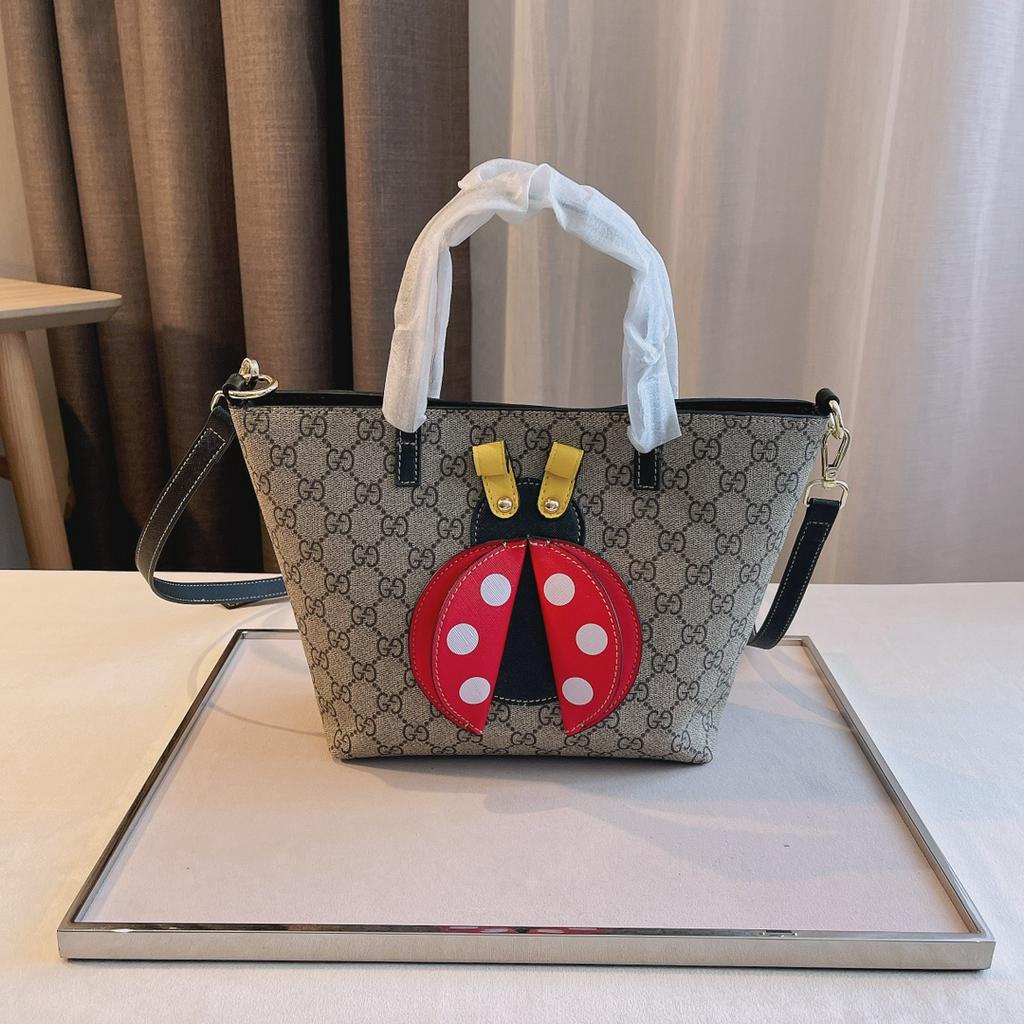 gucci crab bag