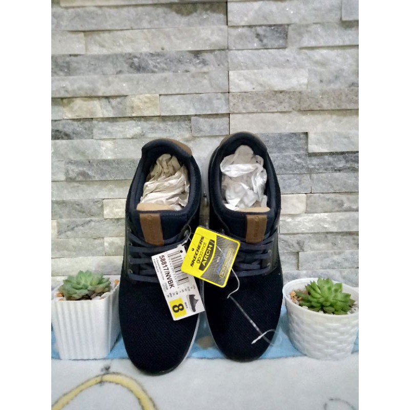 skechers streetwear air cooled memory foam relaxed fit