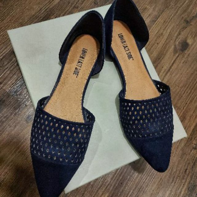 navy blue pumps payless