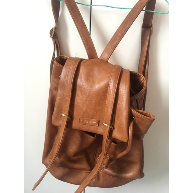 pull and bear leather backpack