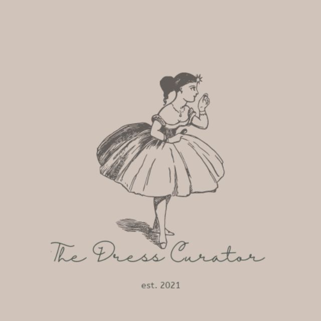 The Dress Curator store logo