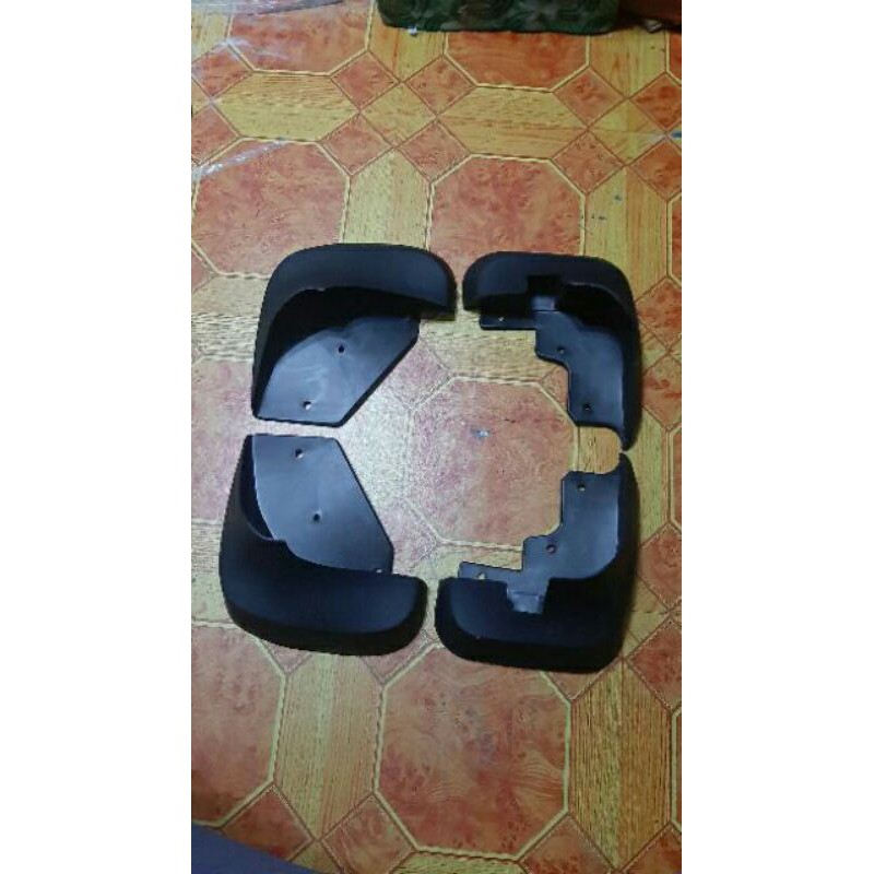 mudguard for mitsubishi adventure