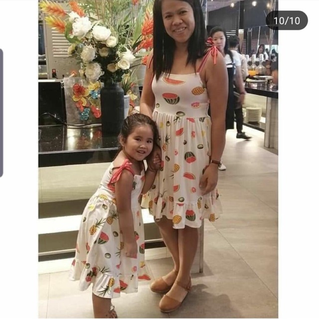 twinning dress for mom and daughter