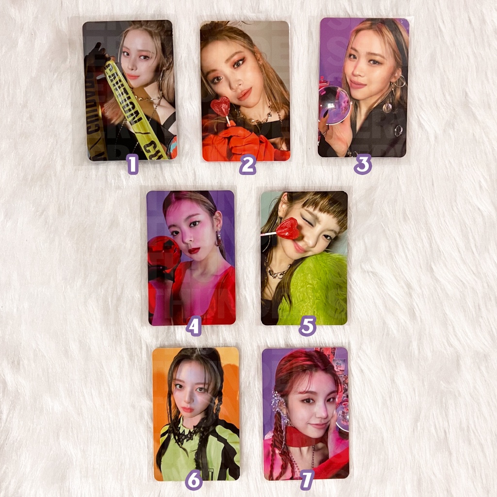 人気満点 割引通販 ITZY リア mate トレカ itzy トレーディングカード