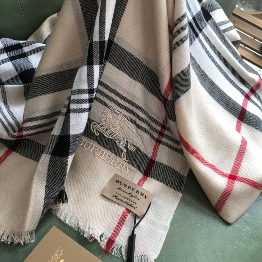 burberry scarf with horse logo