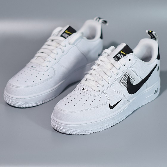 nike air force authentic
