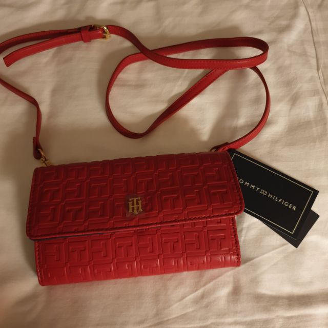 tommy hilfiger red sling bag