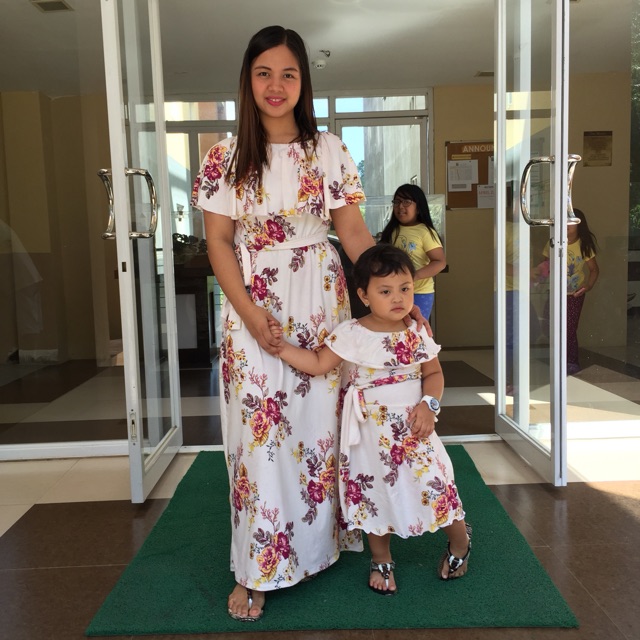 twinning dress for mother and daughter