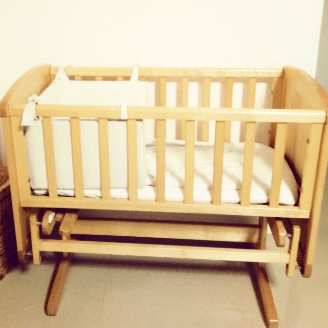 mother care baby crib