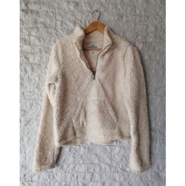 hollister cream cardigan