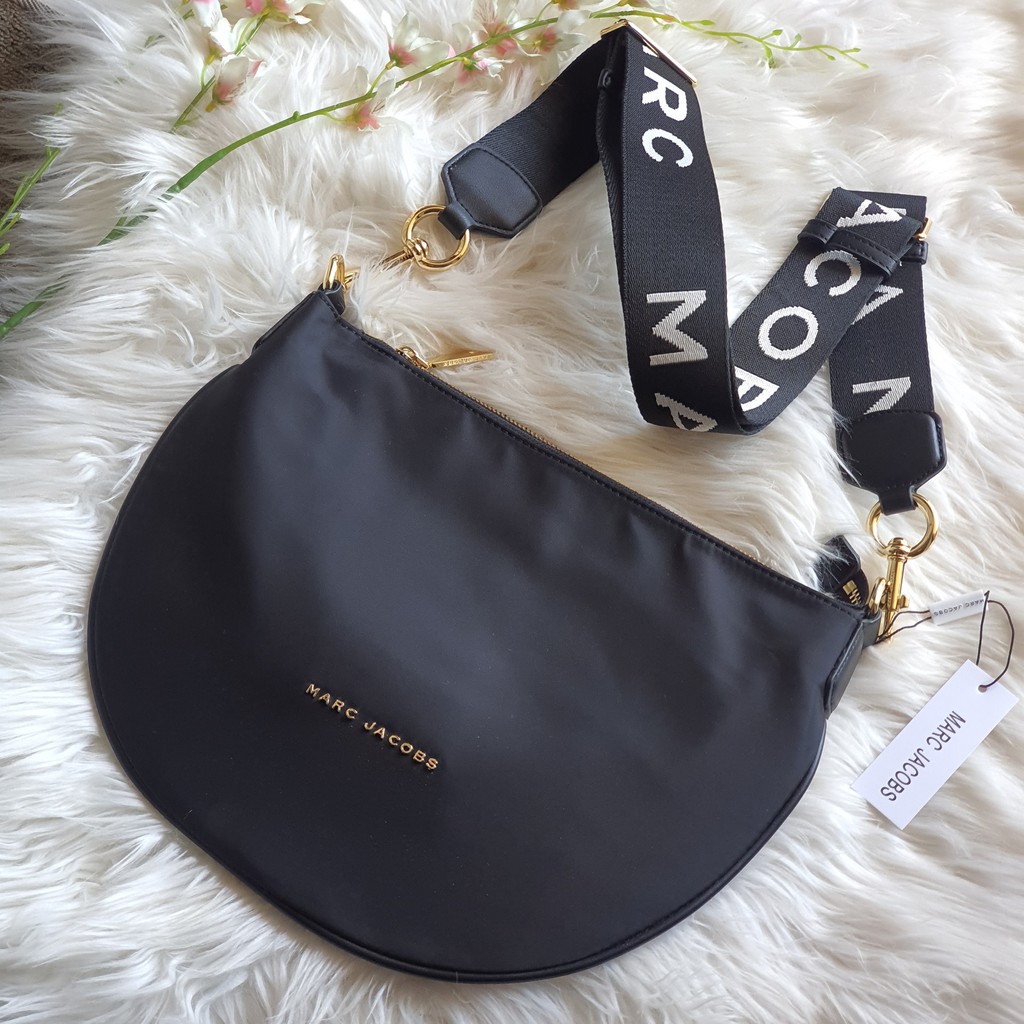 marc by marc jacobs sling bag