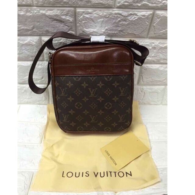 louis vuitton small bag for men