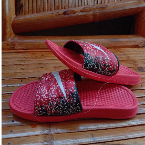 nike slipper for kids
