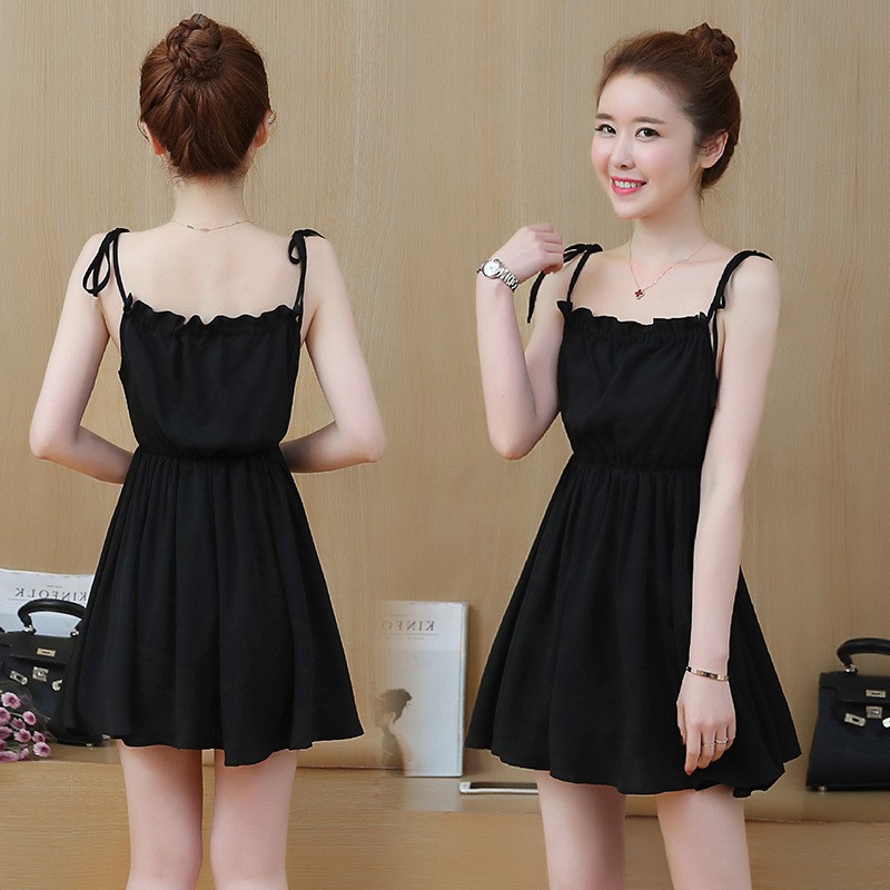 womens black sleeveless dress