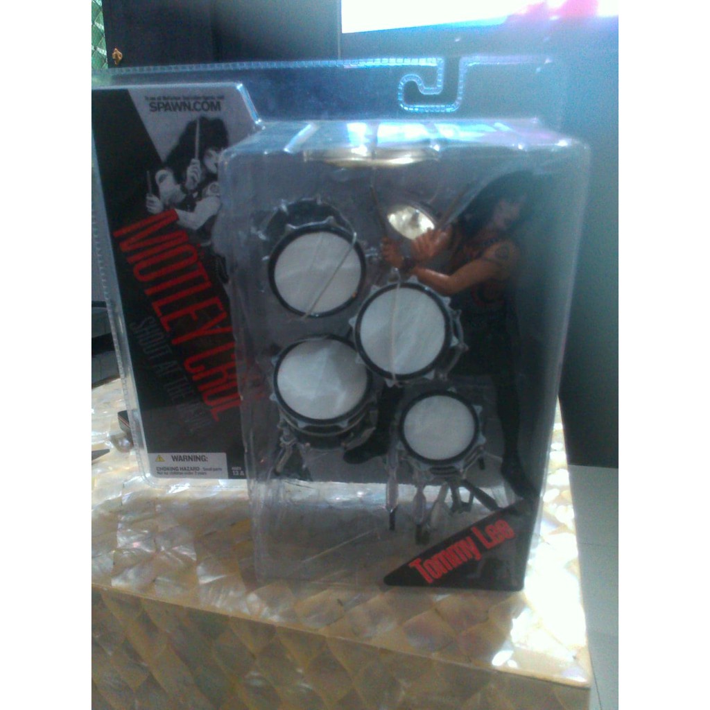 mcfarlane motley crue figures