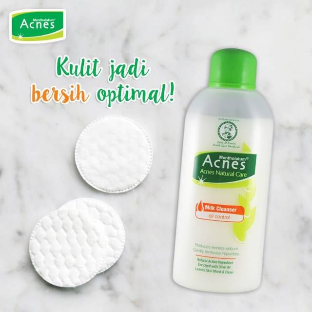 acnes natural care oil control milk cleanser