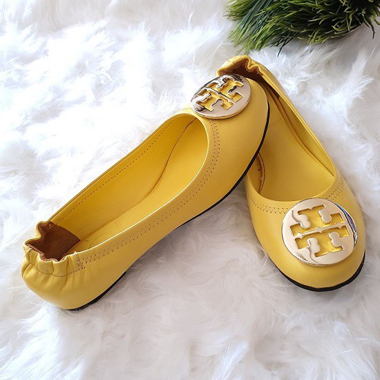 yellow gold flats