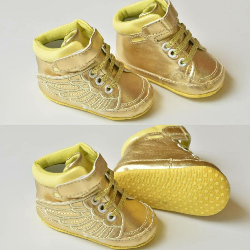 gold baby shoes size 3