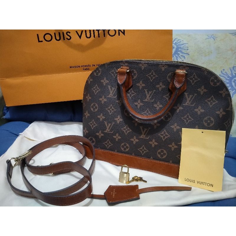 BRAND NEW! LV ALMA BAG! (LOUIS VUITTON) Shopee Philippines