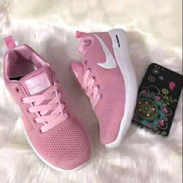 nike zoom pink
