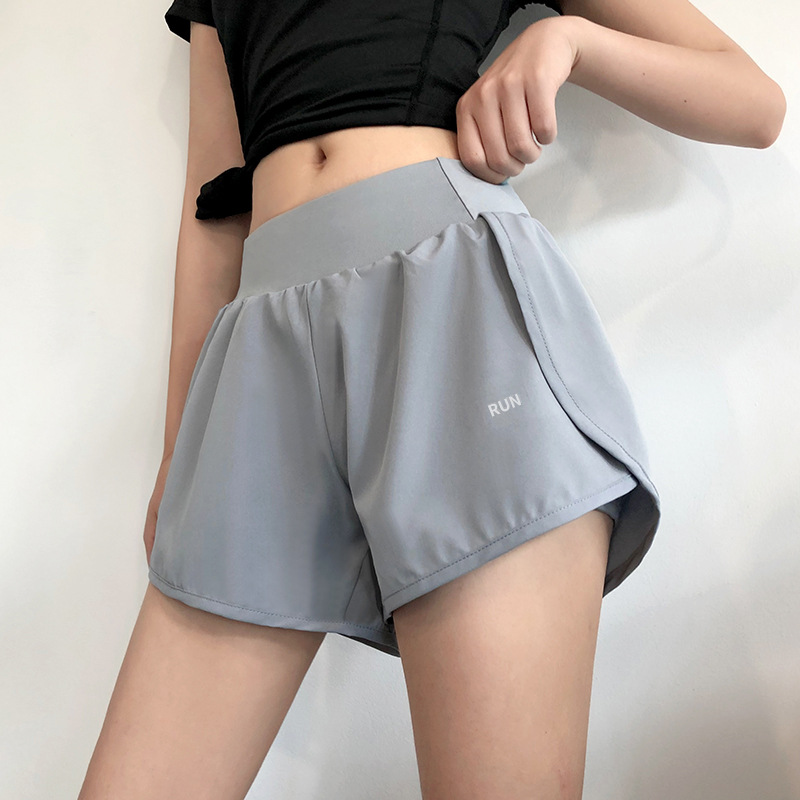 loose shorts yoga