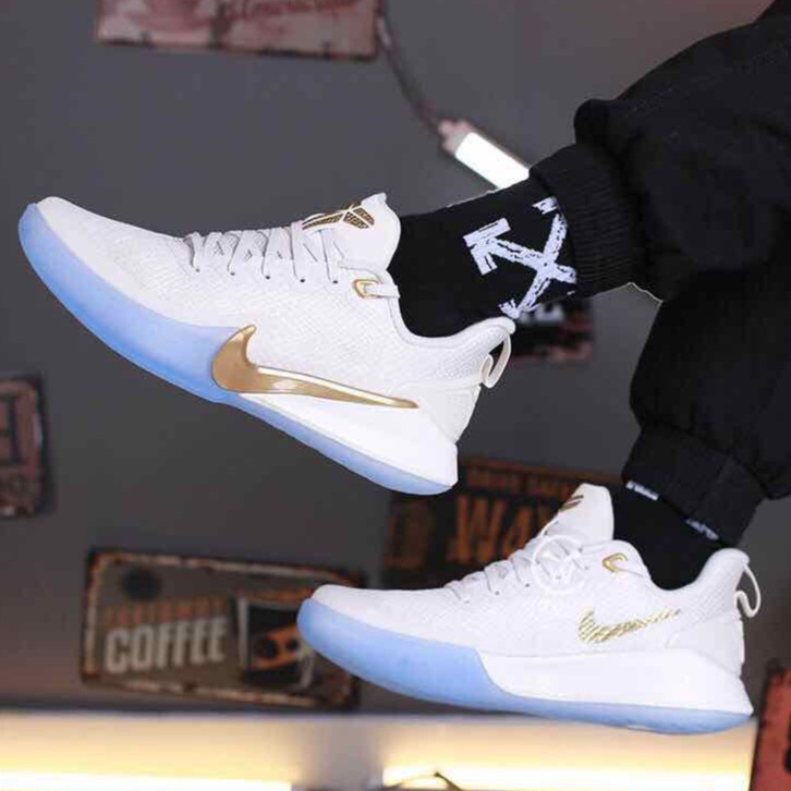 kobe shoes low