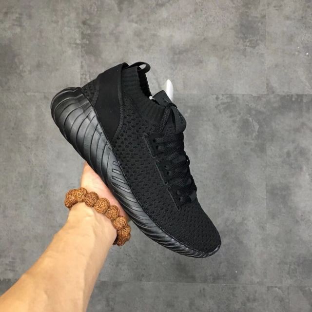 adidas all black shoe
